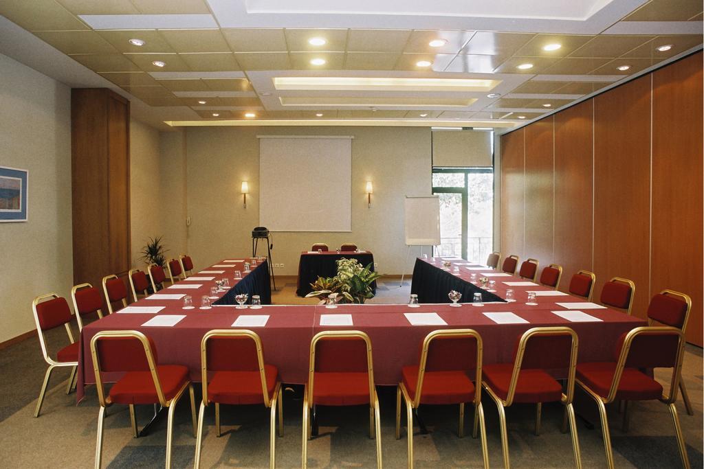 Nepheli Hotel Thessaloniki Exterior photo